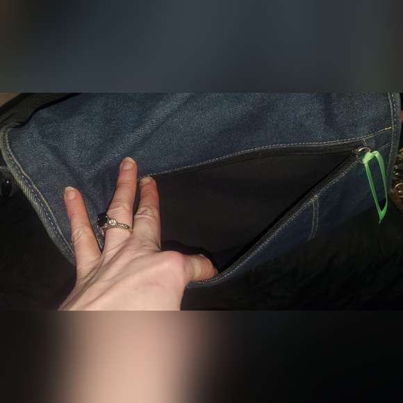 Messenger Bag - Picture 5 of 6